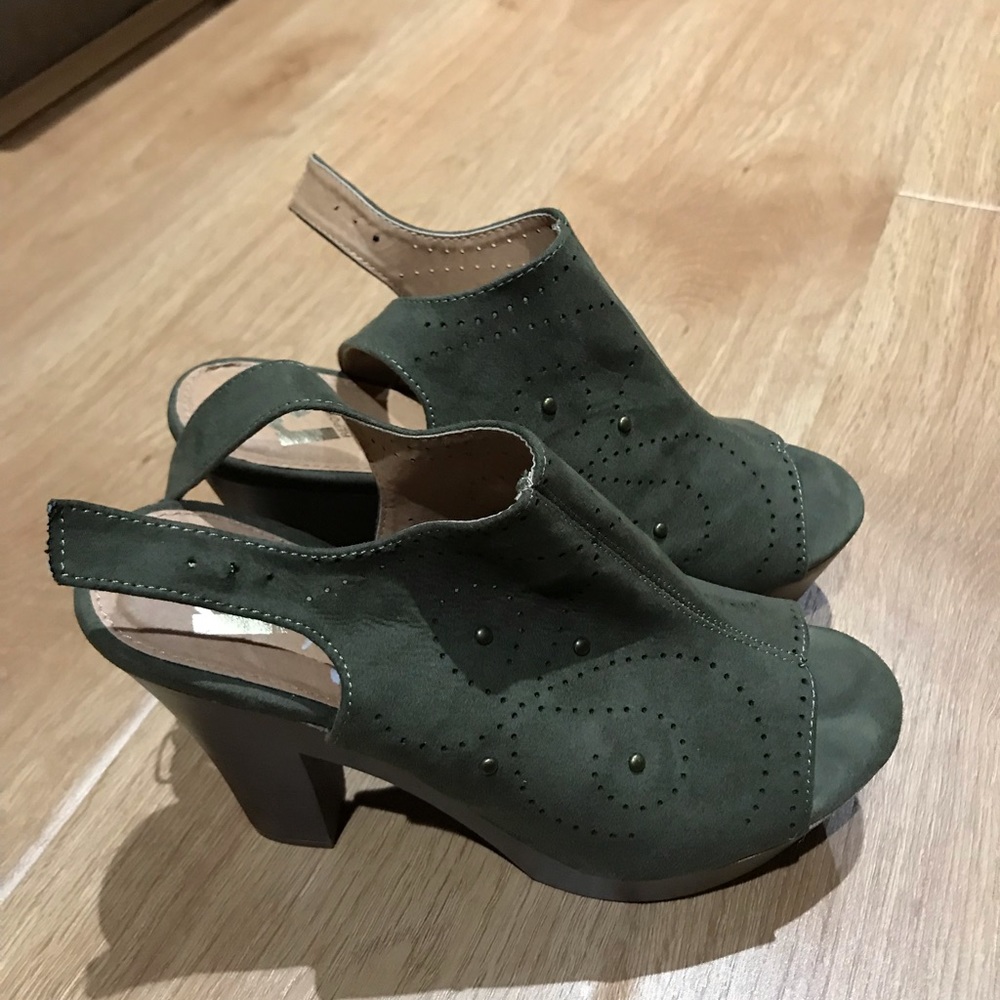 Olive color shoes